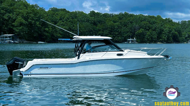 Boston Whaler Dauntless 285